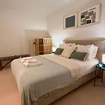 Guindais River View I شقة *